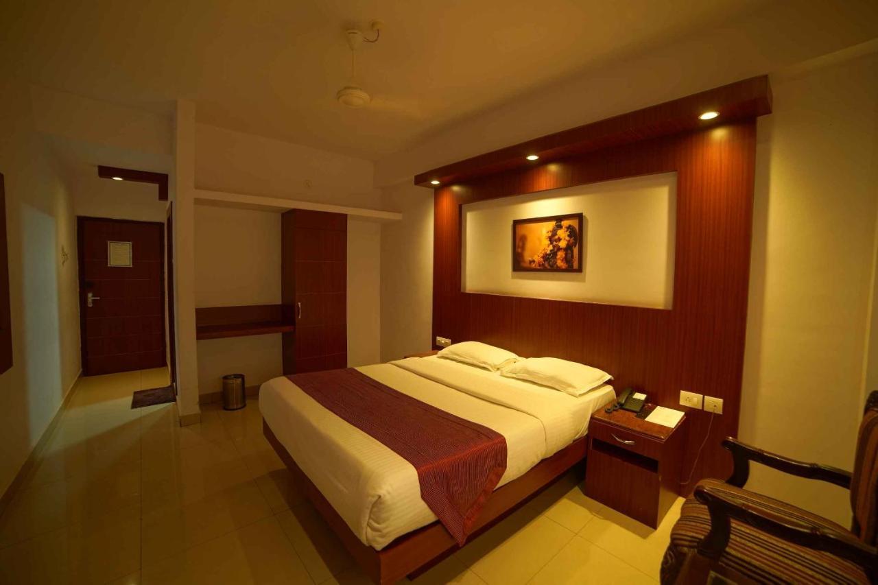 The Vyshakh Hotel Guruvayur Ngoại thất bức ảnh