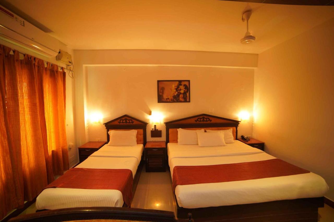 The Vyshakh Hotel Guruvayur Ngoại thất bức ảnh