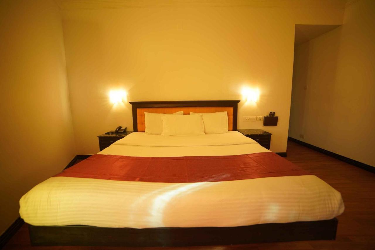 The Vyshakh Hotel Guruvayur Ngoại thất bức ảnh