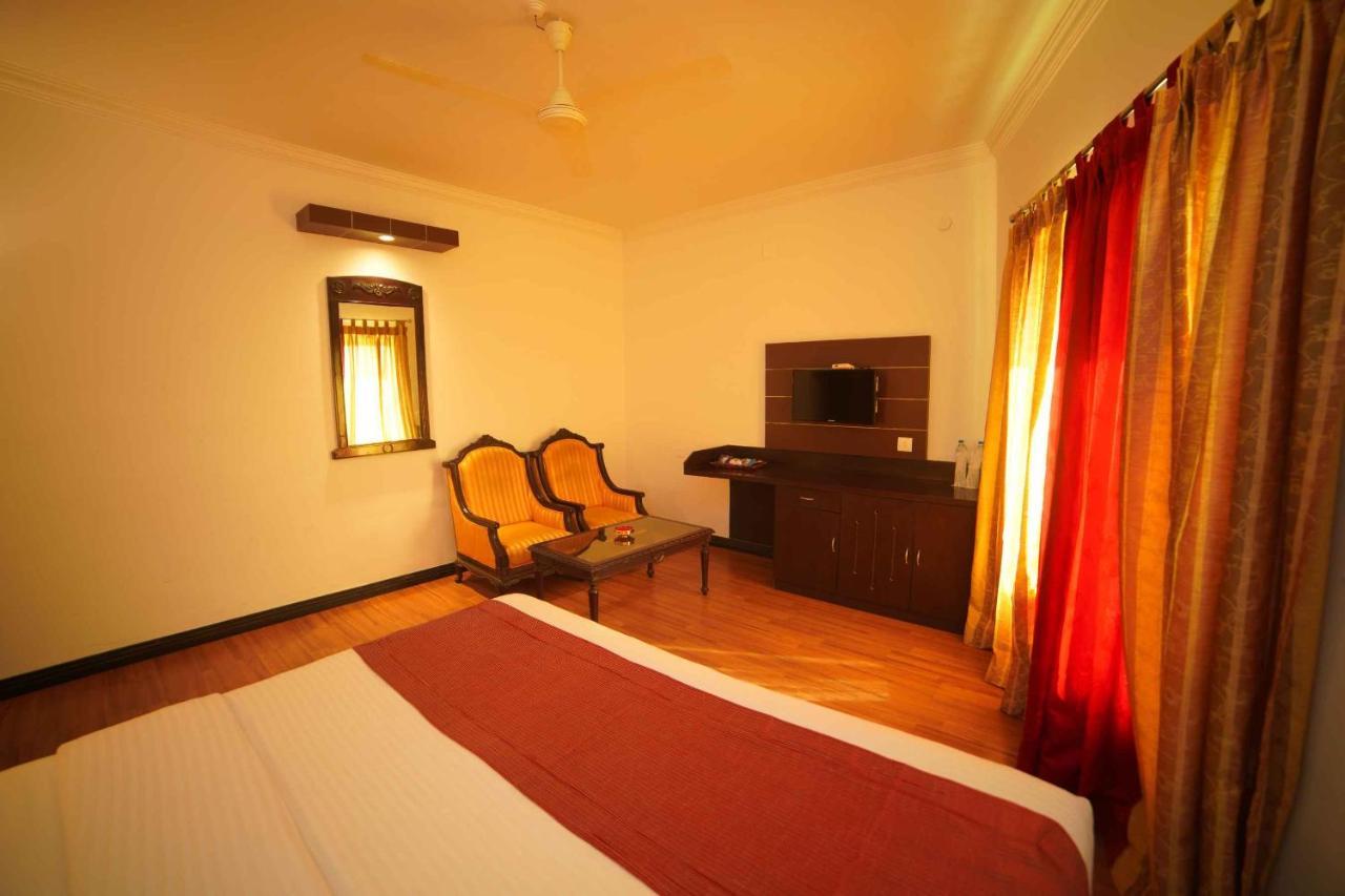 The Vyshakh Hotel Guruvayur Ngoại thất bức ảnh