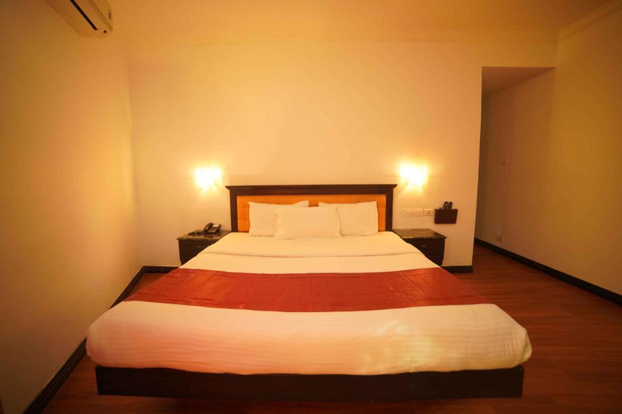 The Vyshakh Hotel Guruvayur Ngoại thất bức ảnh