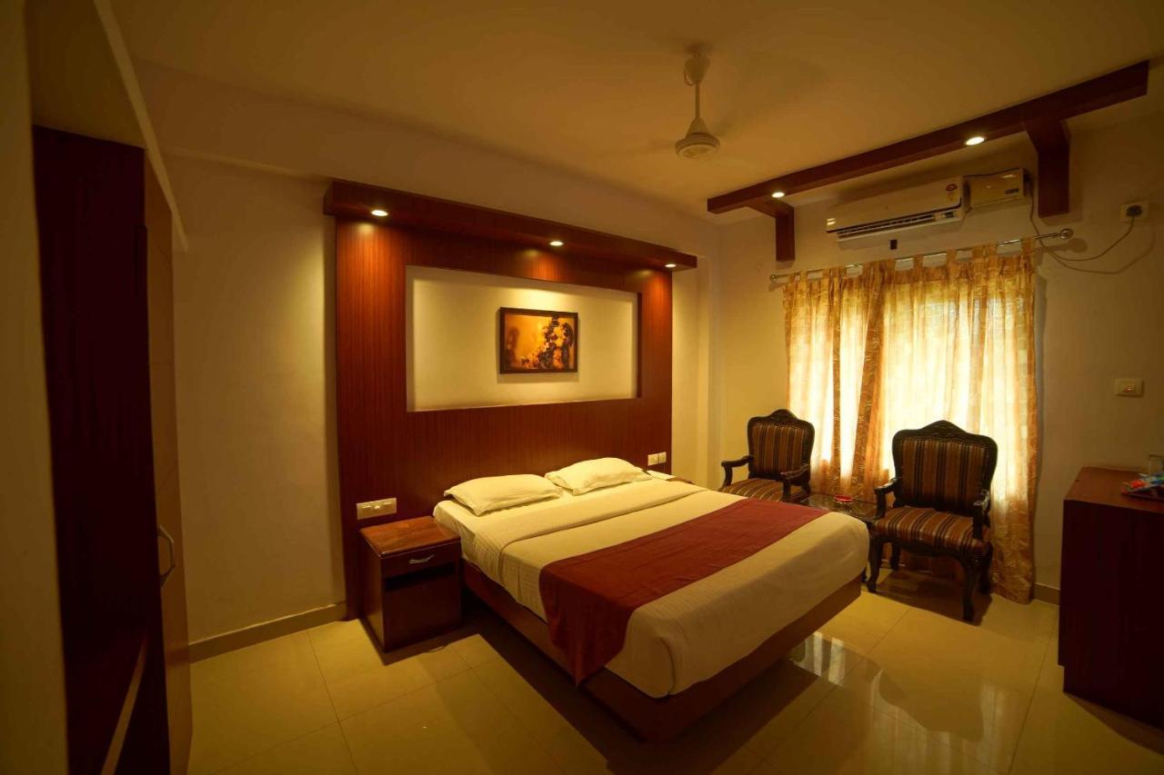 The Vyshakh Hotel Guruvayur Ngoại thất bức ảnh