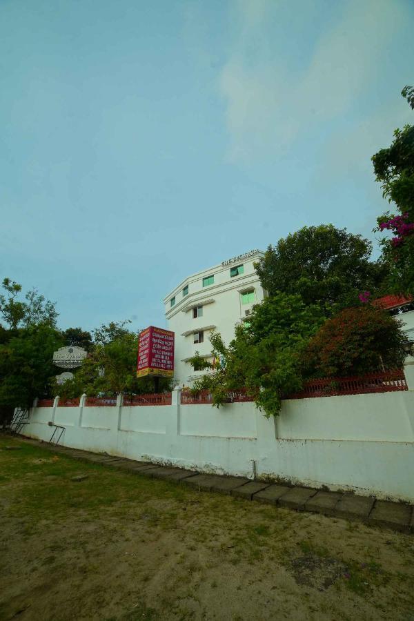 The Vyshakh Hotel Guruvayur Ngoại thất bức ảnh